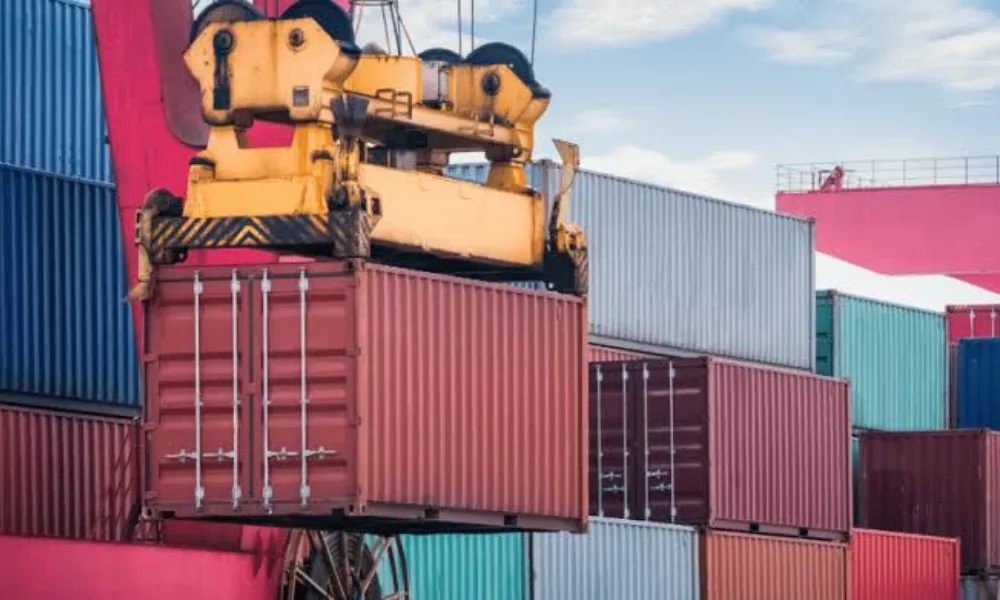 Containers at terminal with storage costs 